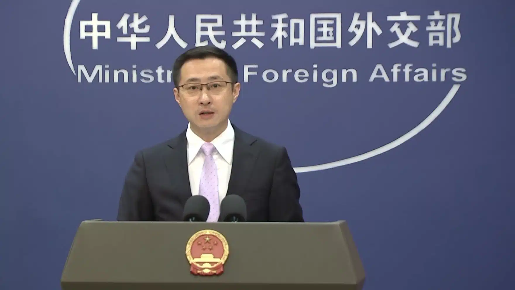 El portavoz del Ministerio de Relaciones Exteriores de China, Lin Jian, habla del aumento 50% aranceles autos chinos