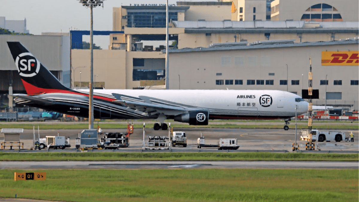 ¿Por qué están subiendo los costos de envío desde China?